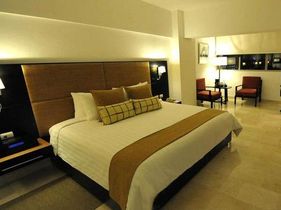 Hotel Plaza Naco Room 2